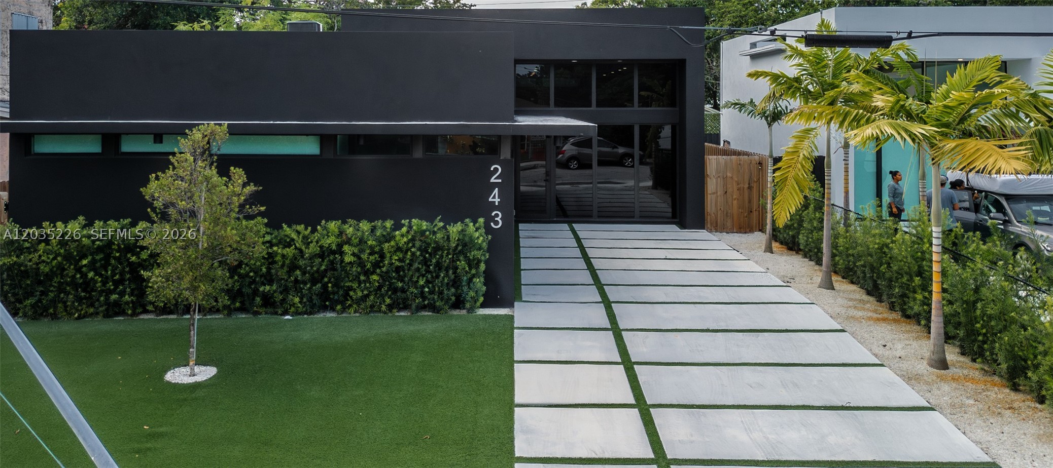 main property photo 2