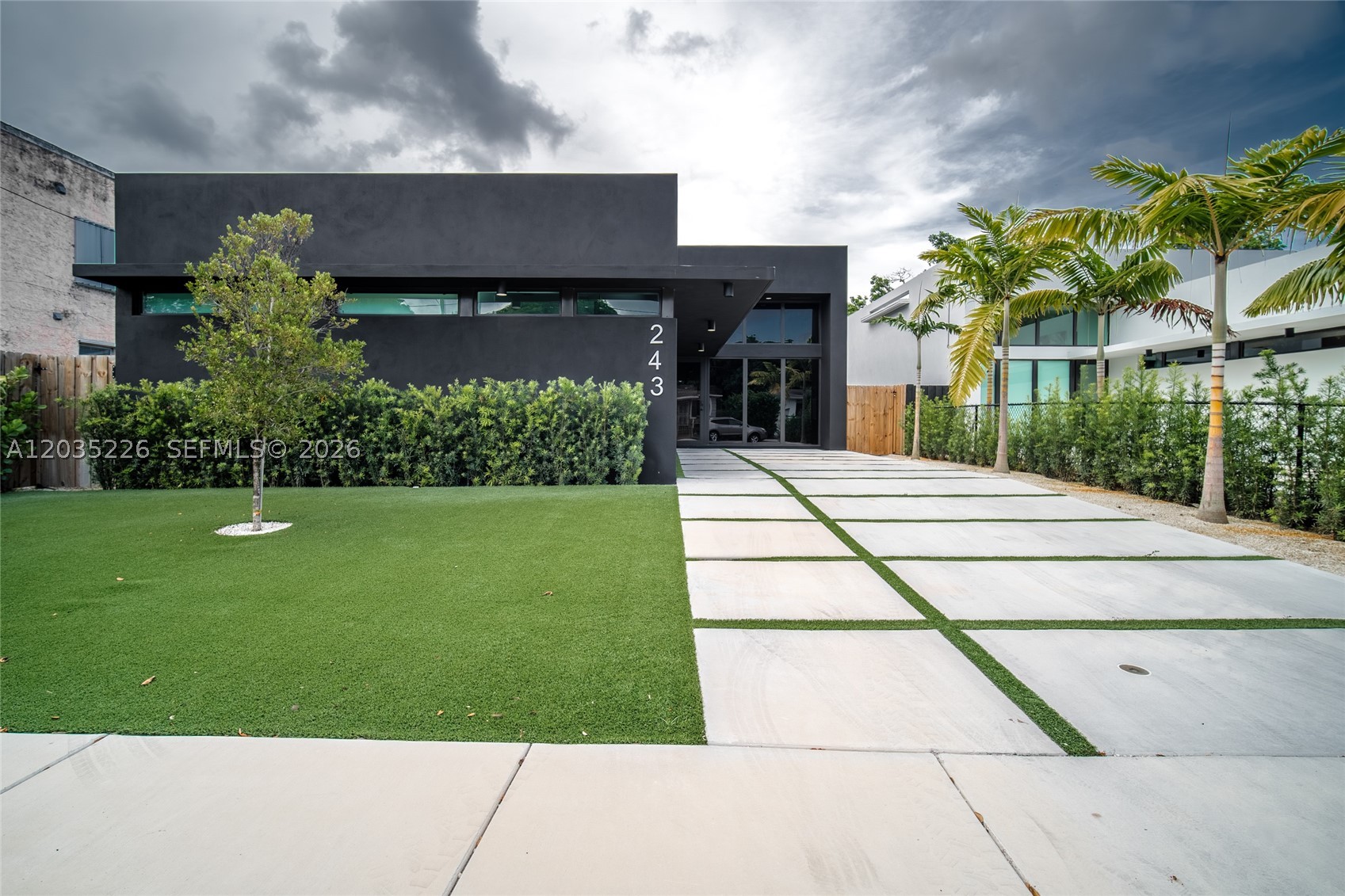 main property photo 41