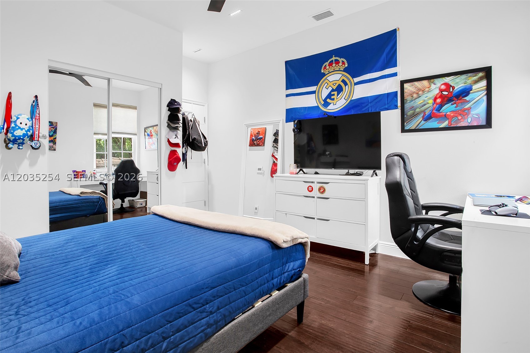 main property photo 42