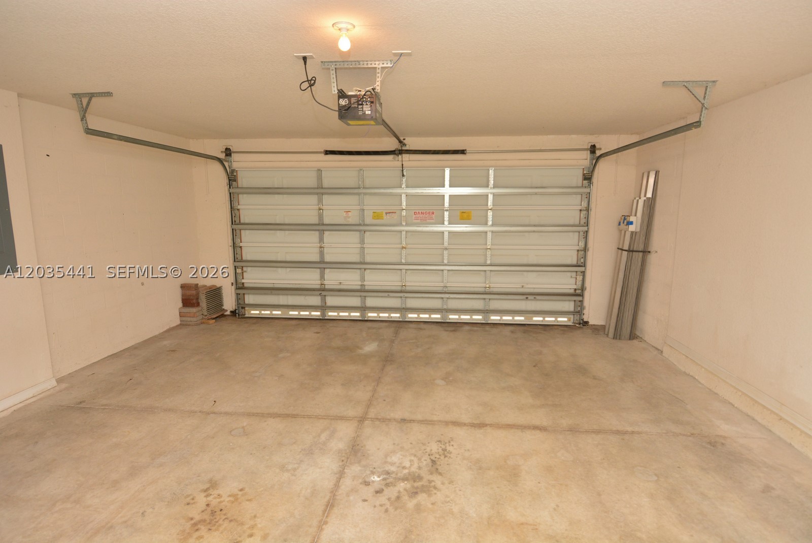 main property photo 51