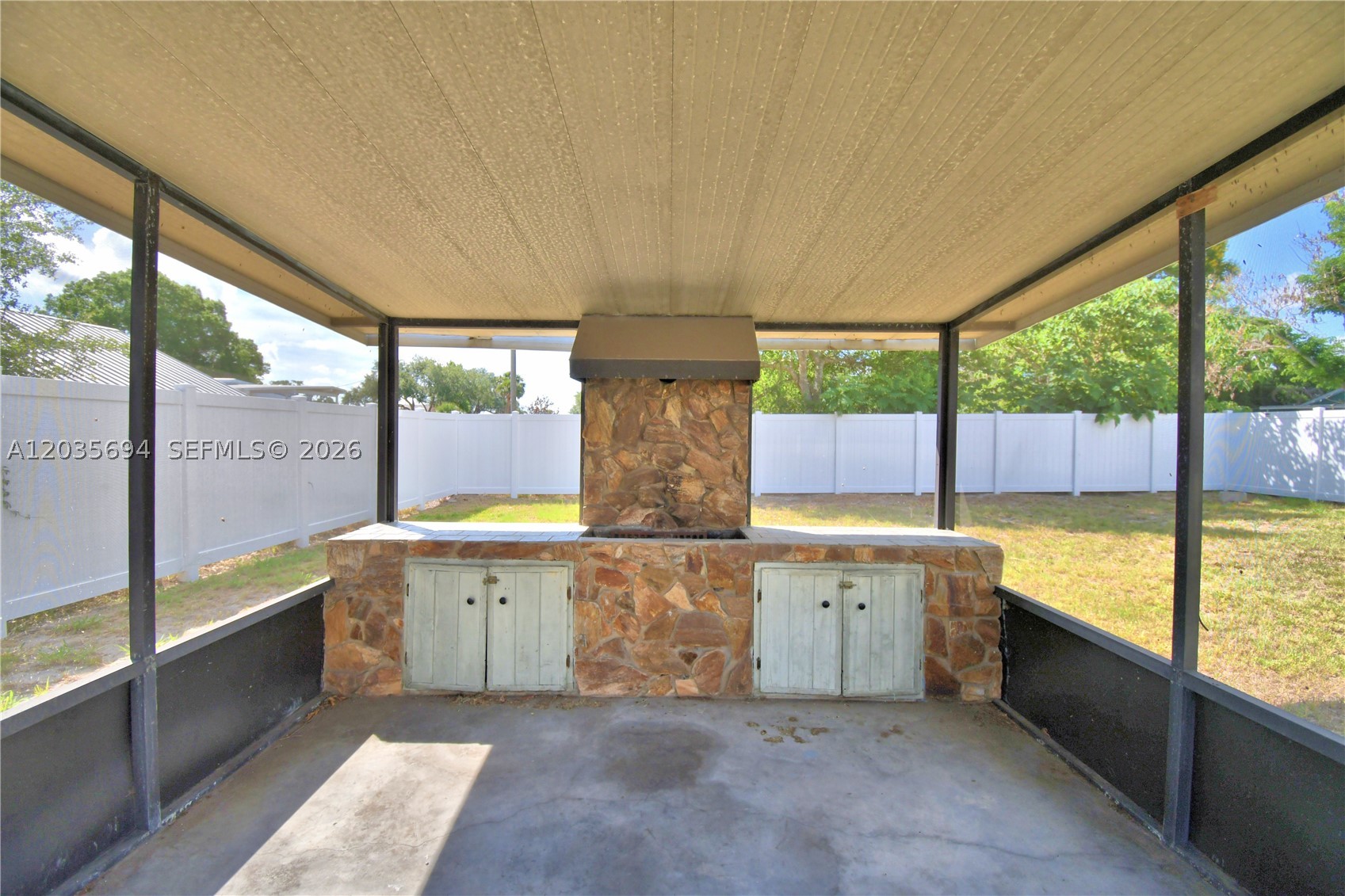 main property photo 48