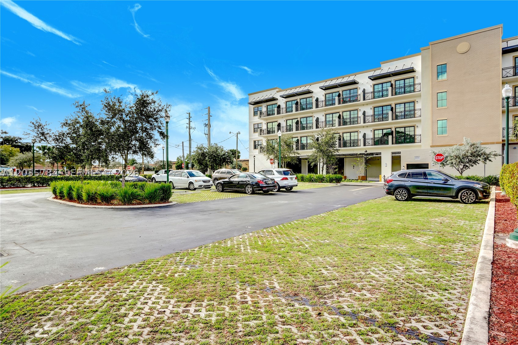 main property photo 15