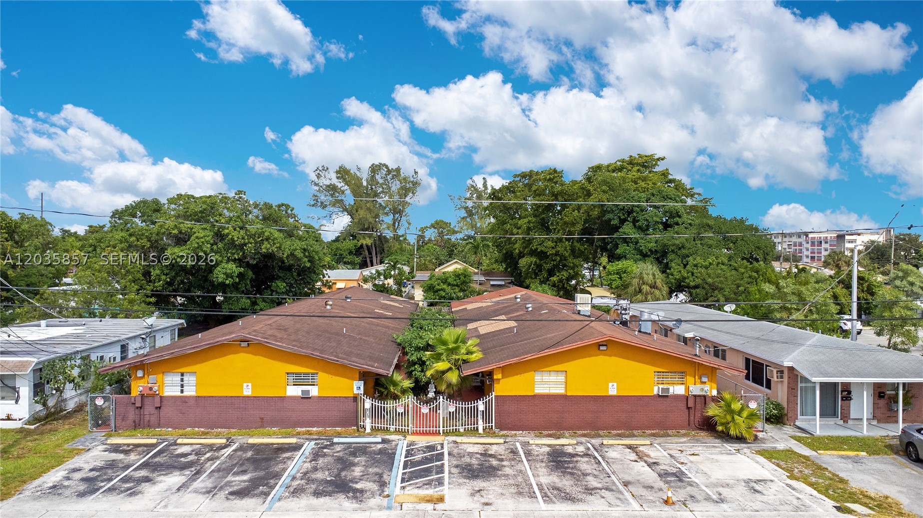 main property photo 19