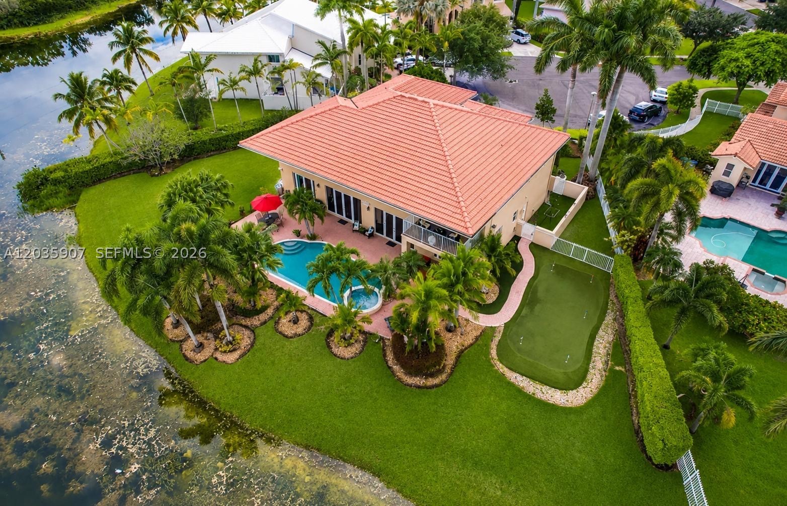 main property photo 2