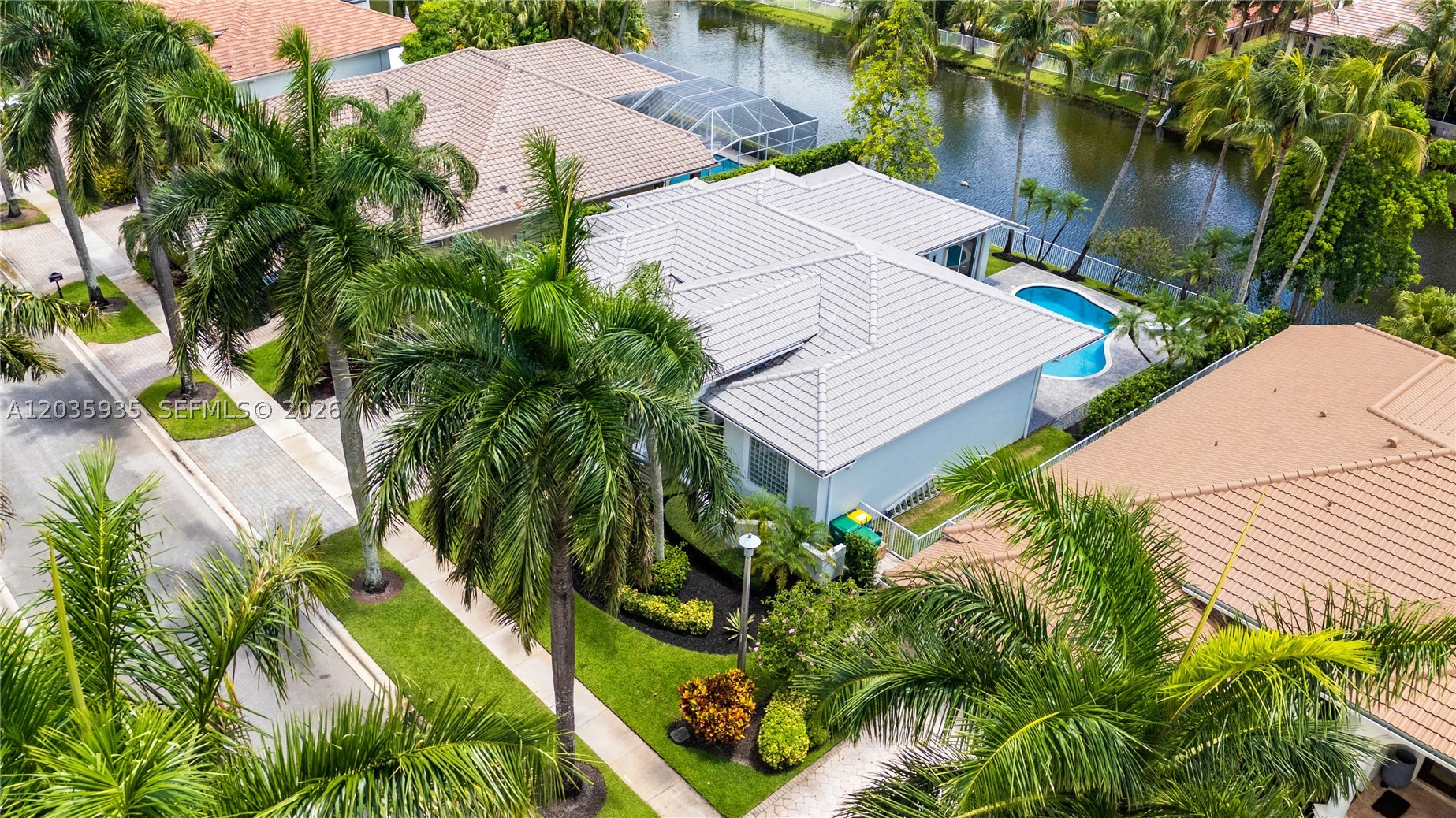 main property photo 47