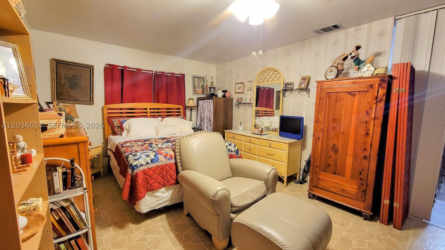 main property photo 8