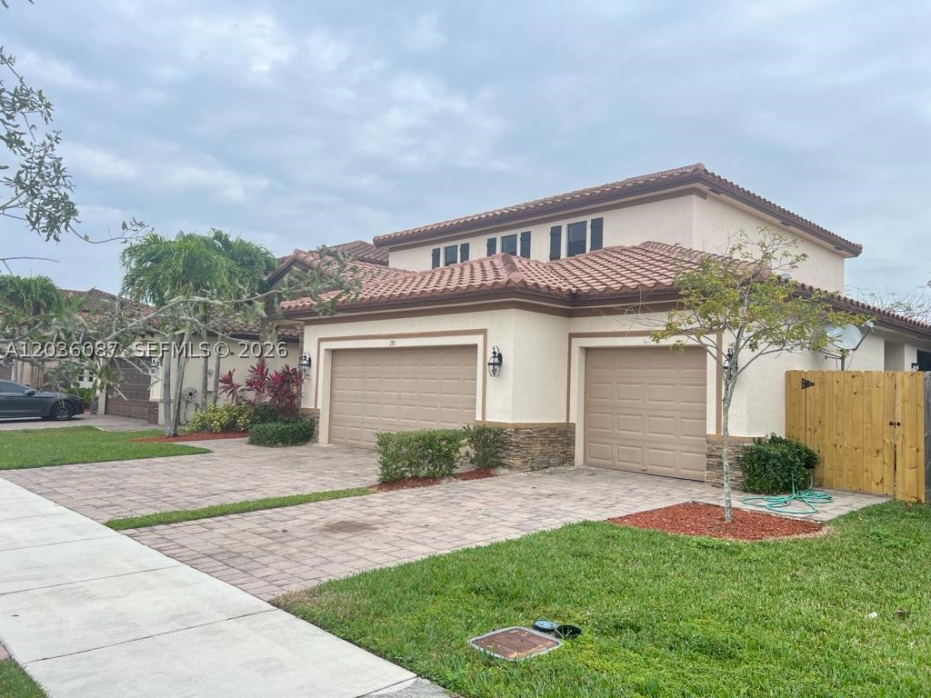 main property photo 2