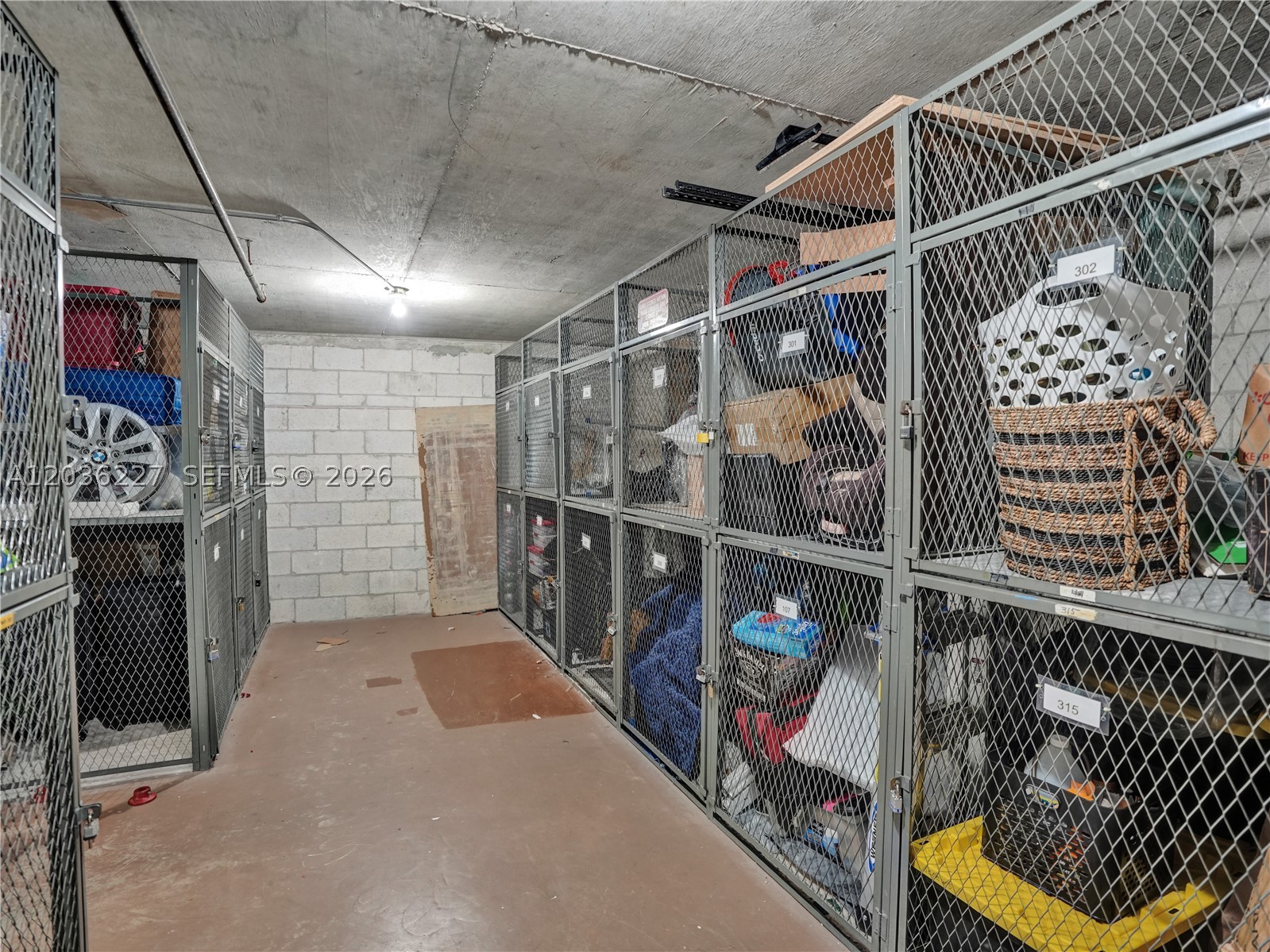 main property photo 23