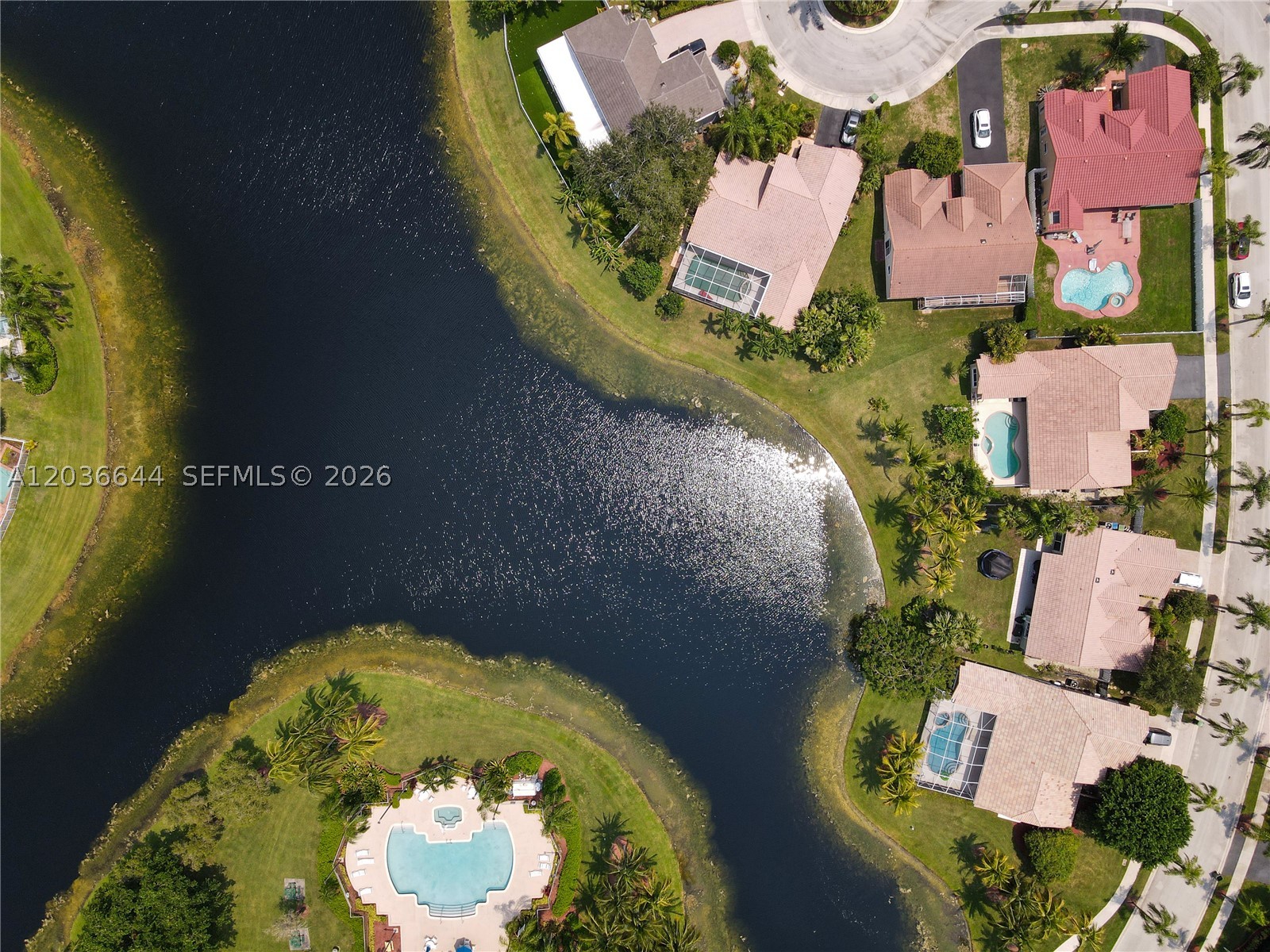 main property photo 37