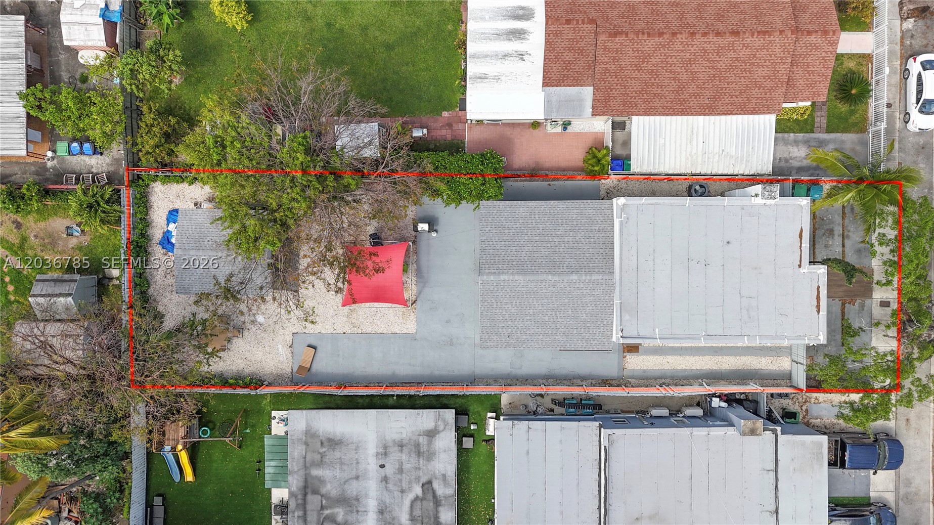 main property photo 39