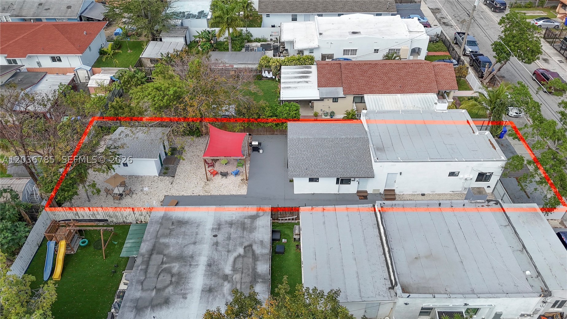 main property photo 5
