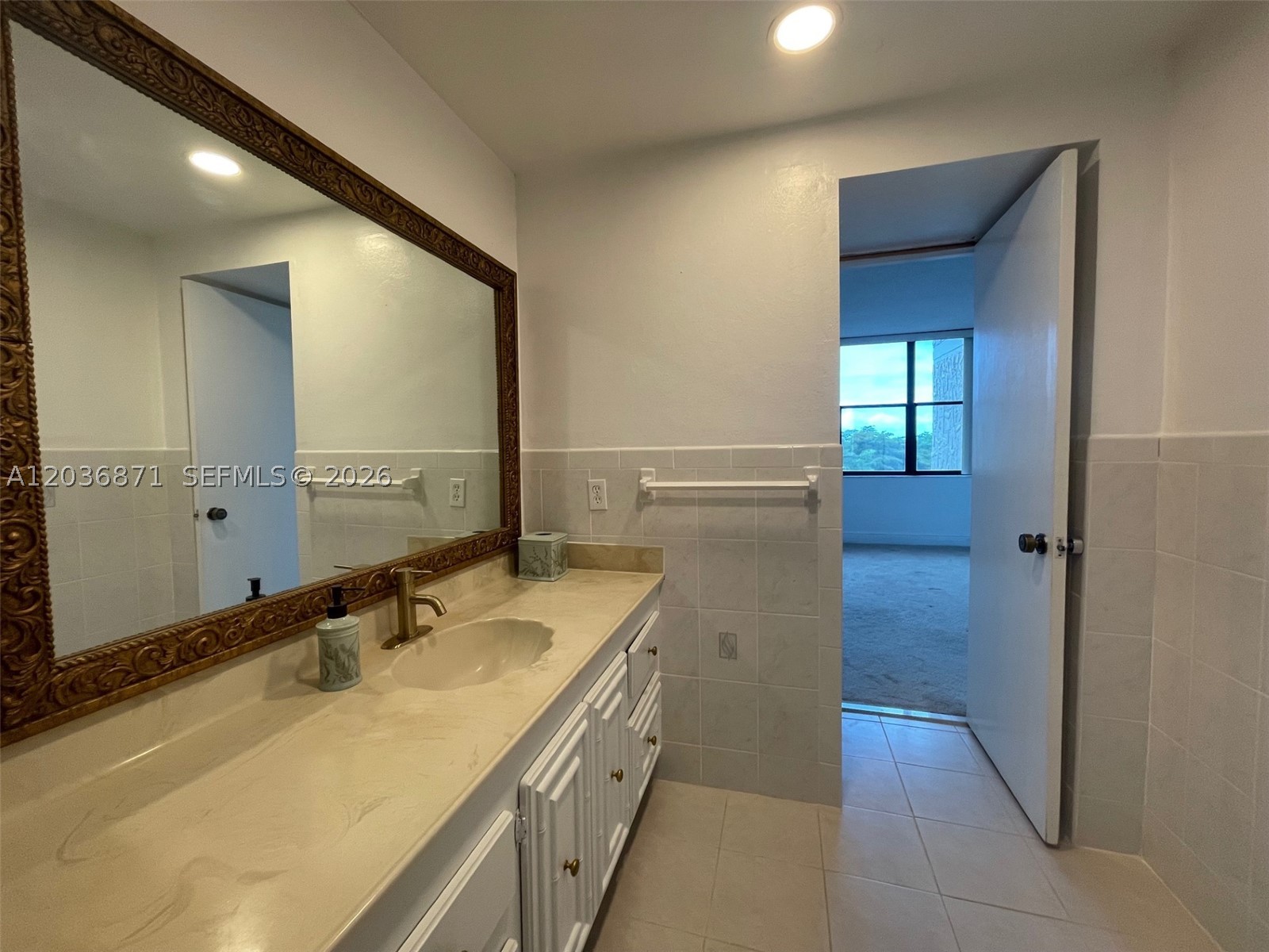main property photo 65