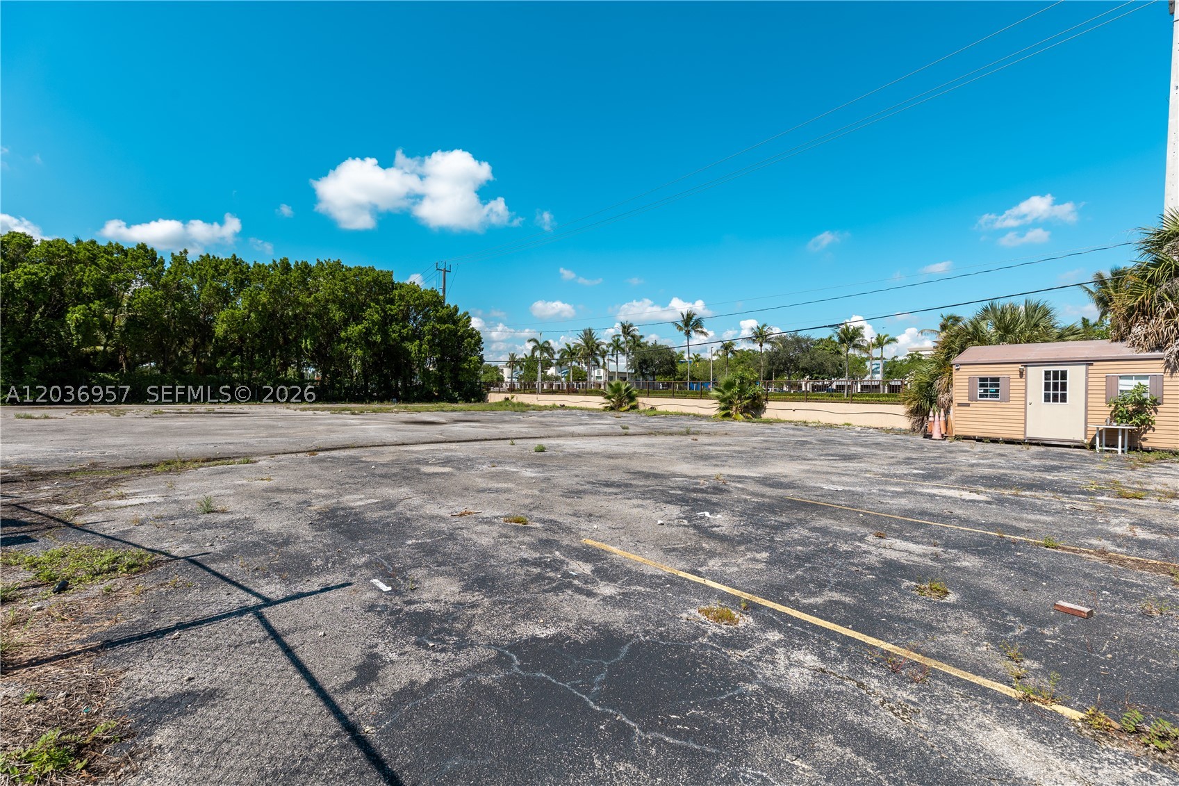 main property photo 38