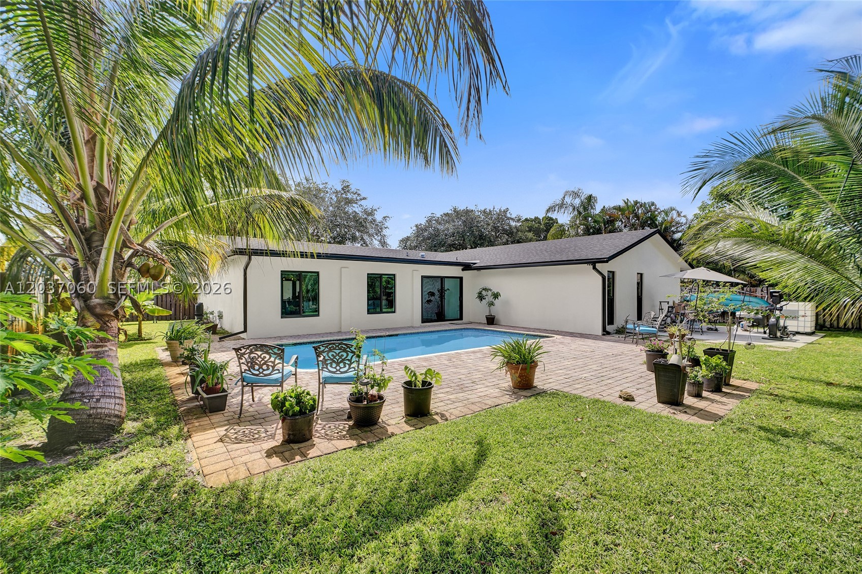 main property photo 49