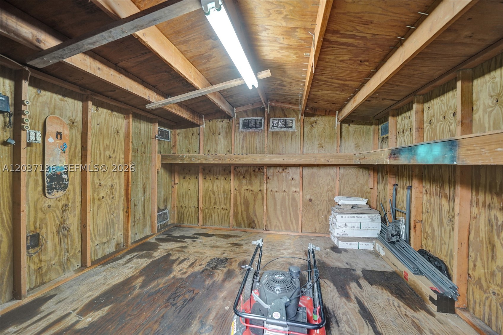main property photo 67