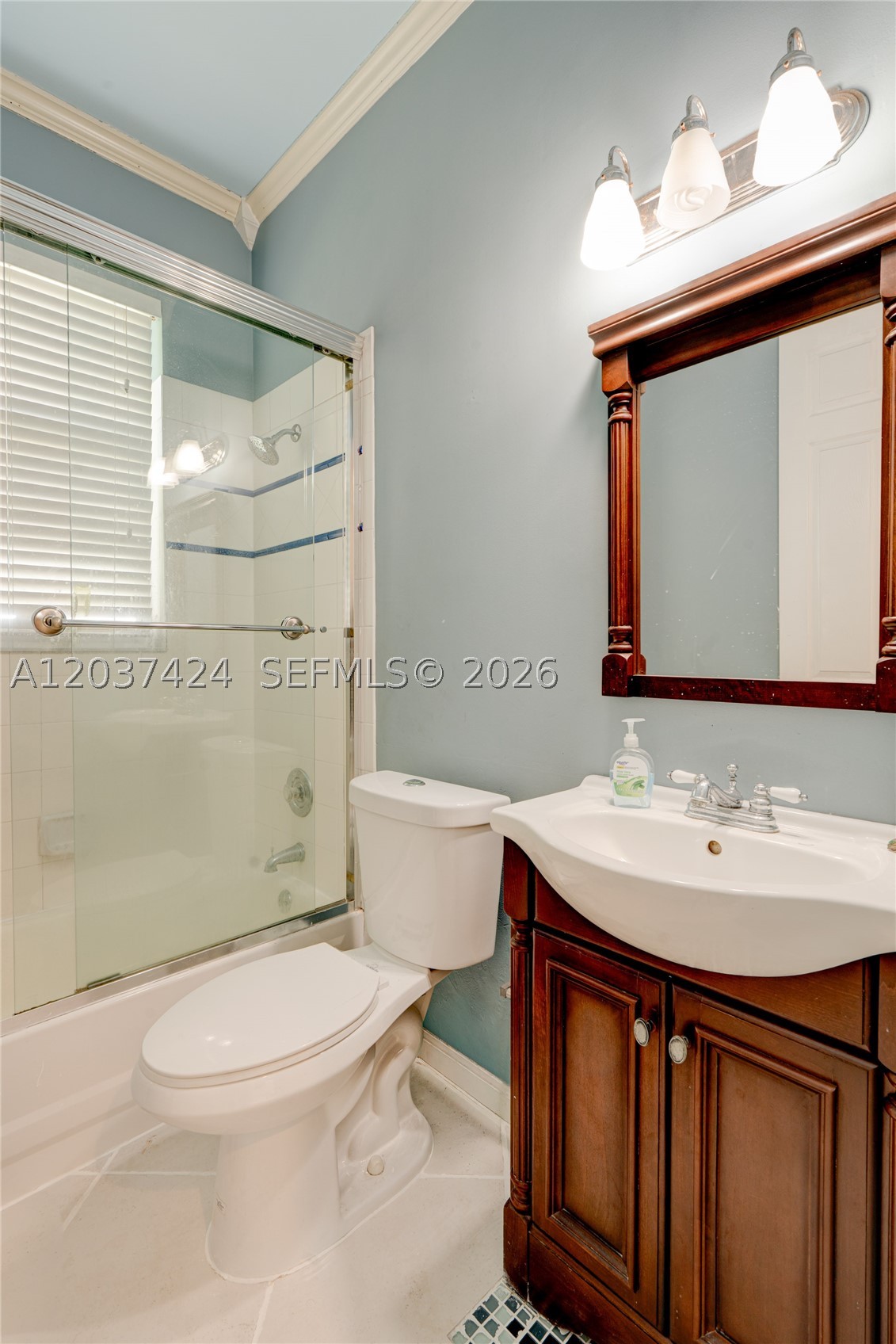 main property photo 75