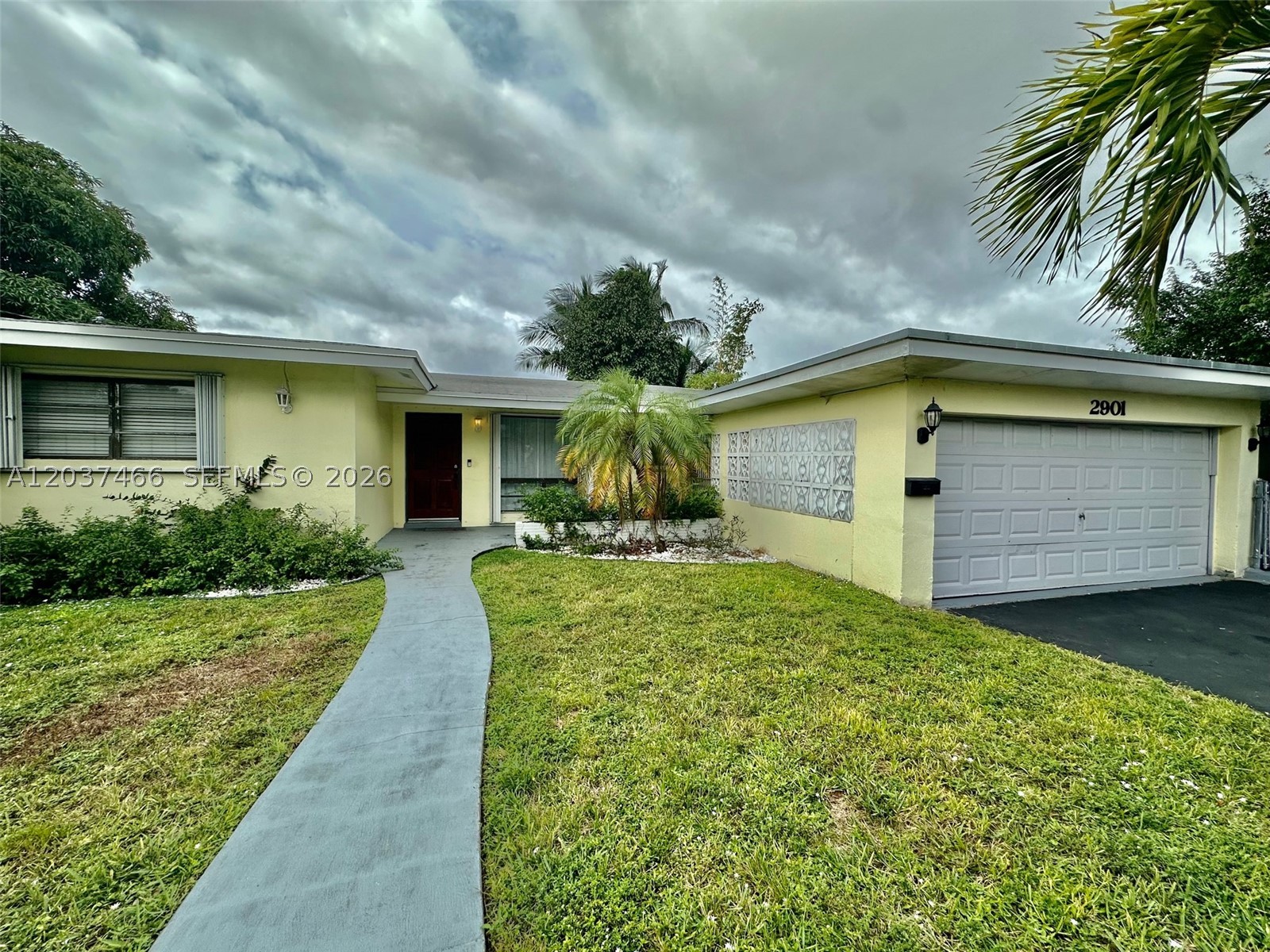 main property photo 35