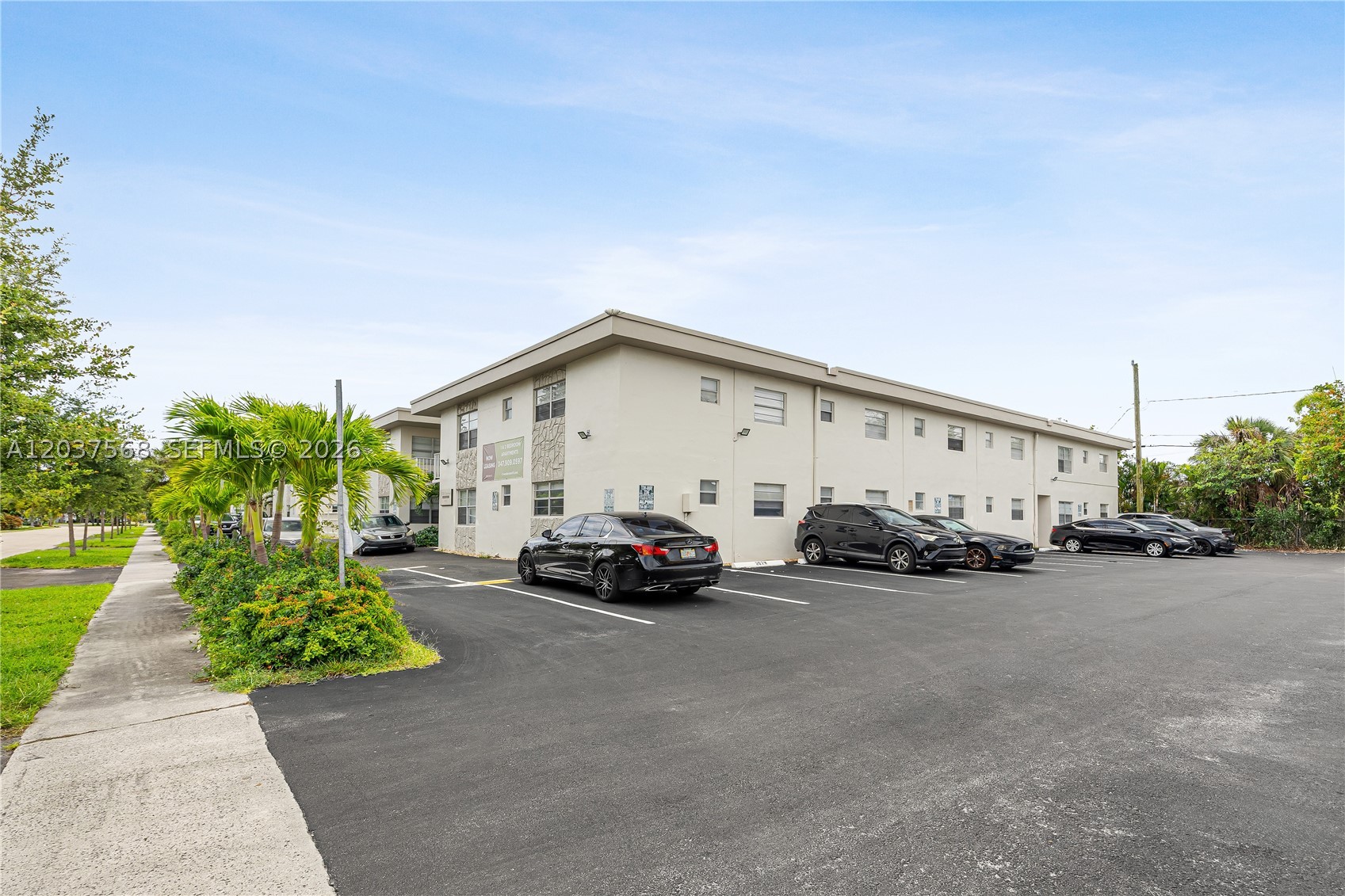 main property photo 17