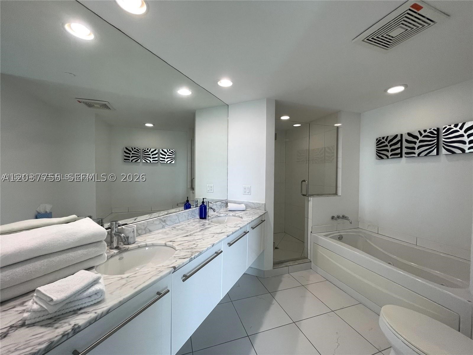 property viewer photo 2