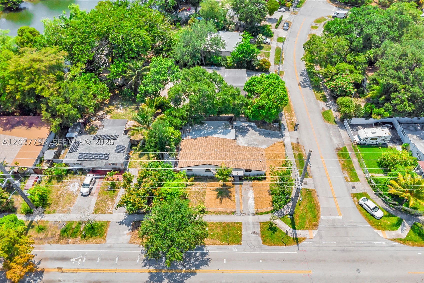 main property photo 47