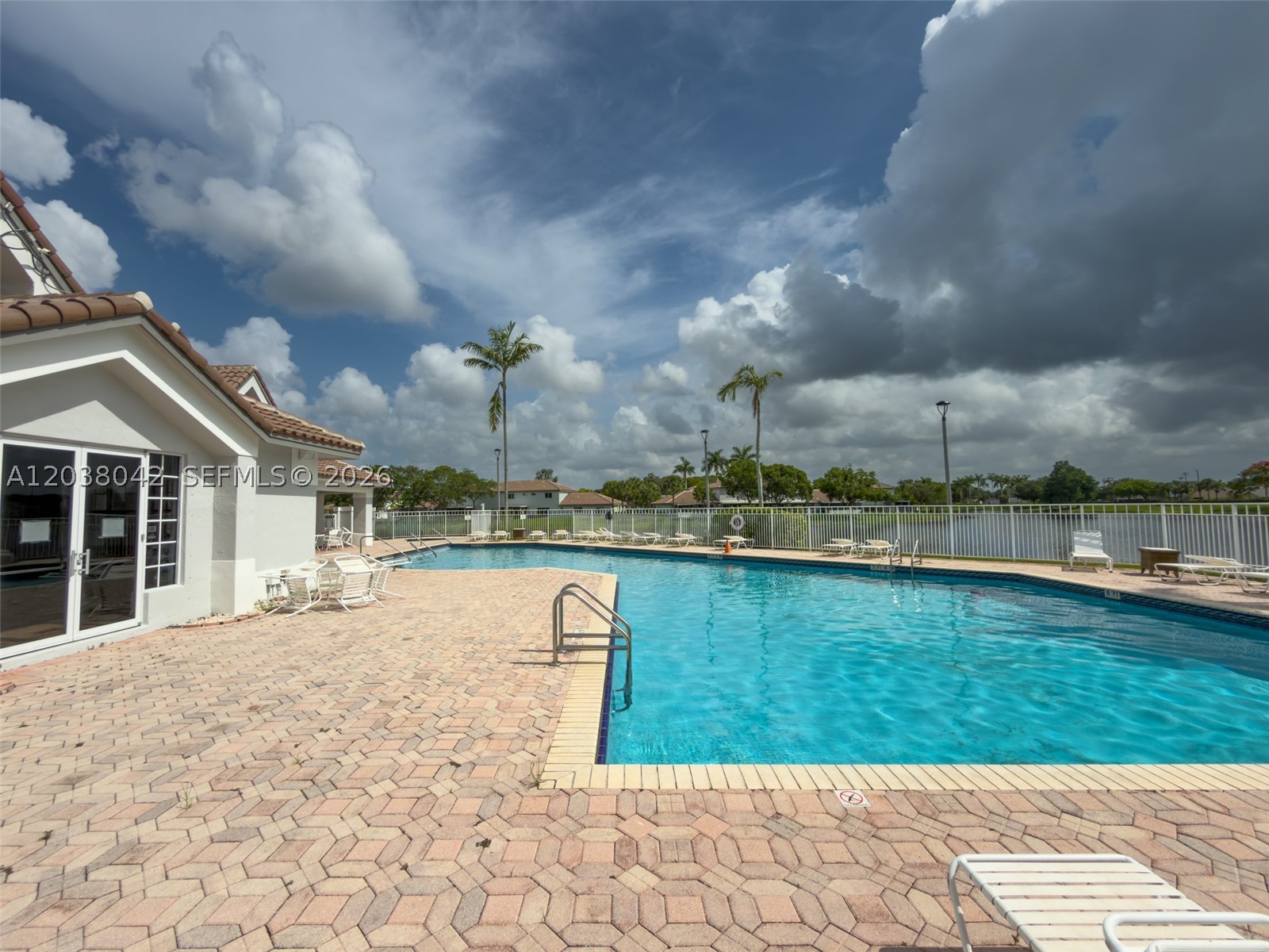 main property photo 47