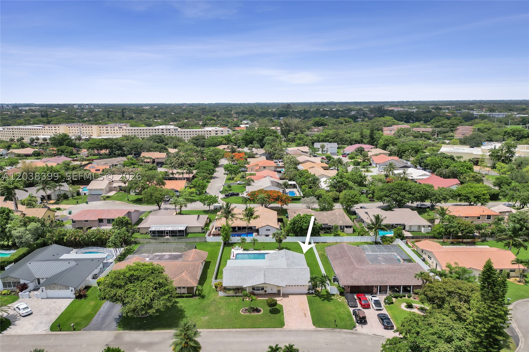 main property photo 74