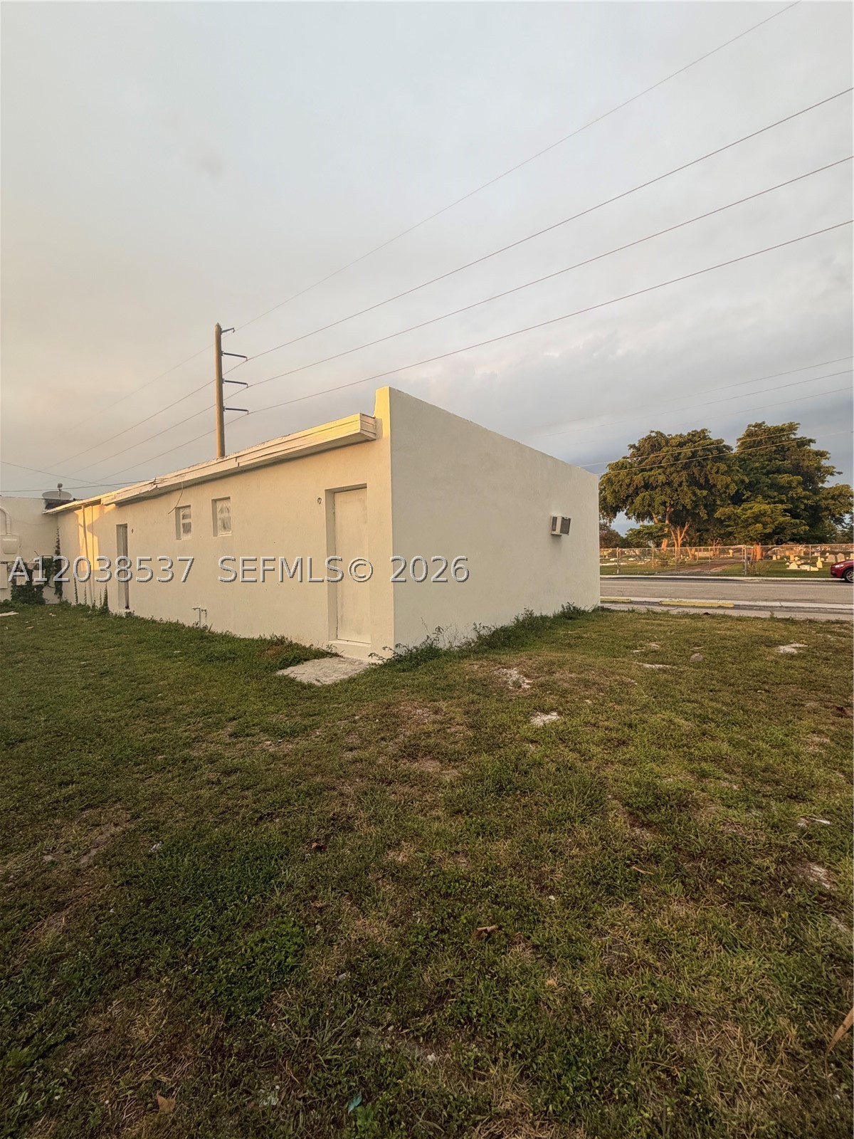 main property photo 2