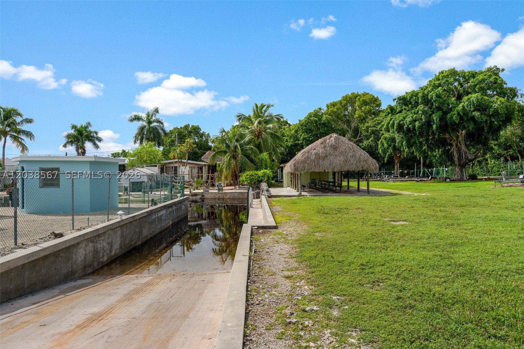 main property photo 46