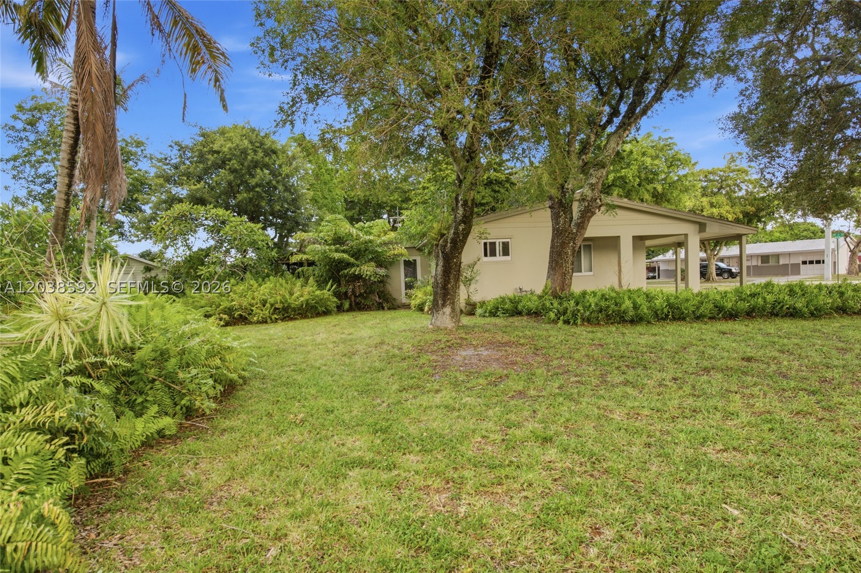 main property photo 12