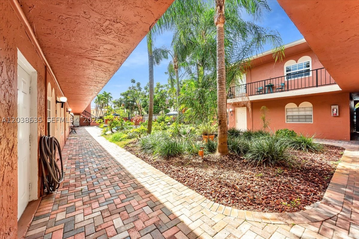 main property photo 21