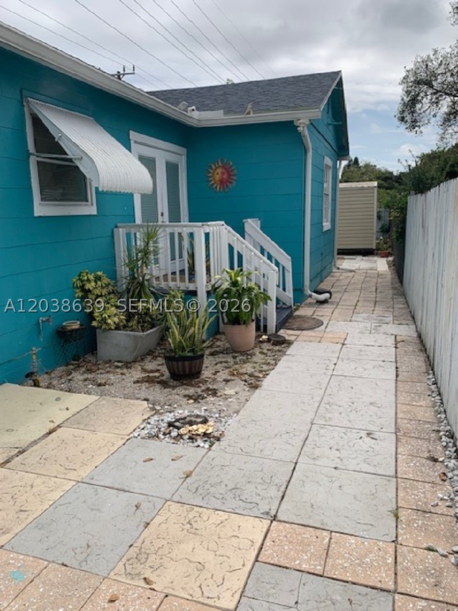 main property photo 43