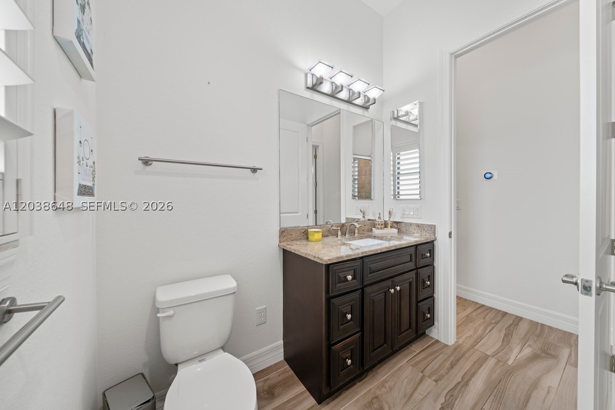 main property photo 32