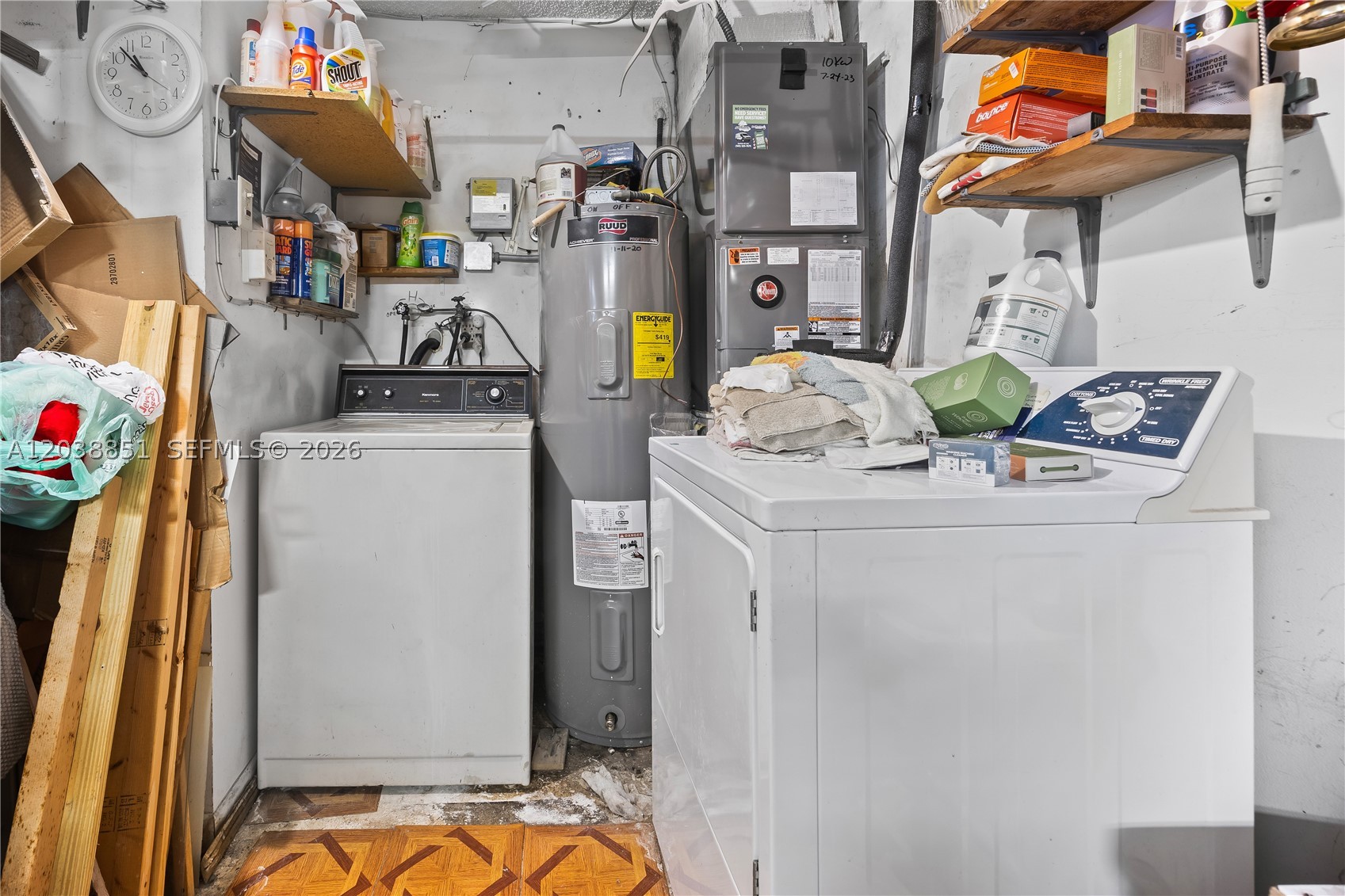 main property photo 10