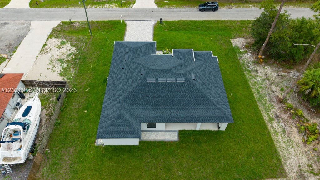 main property photo 67