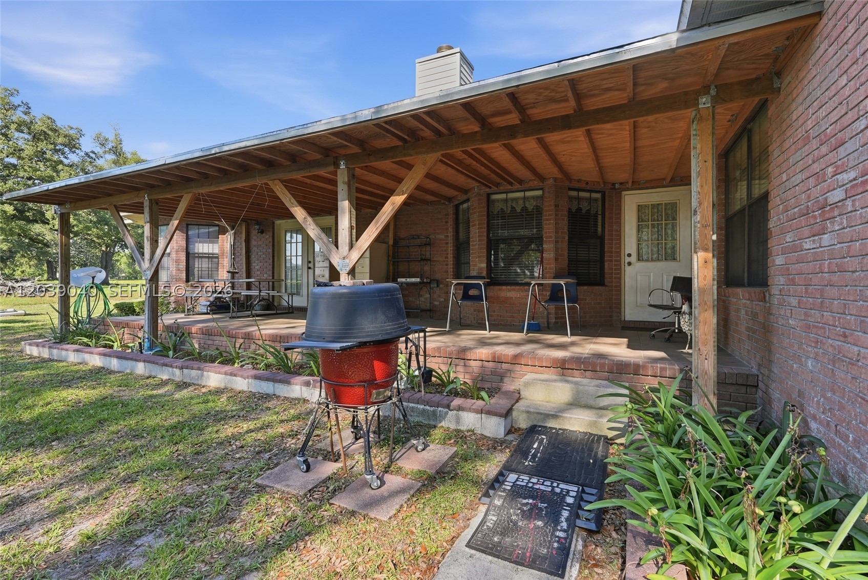 main property photo 38