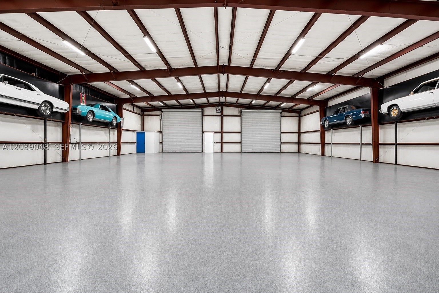 main property photo 5