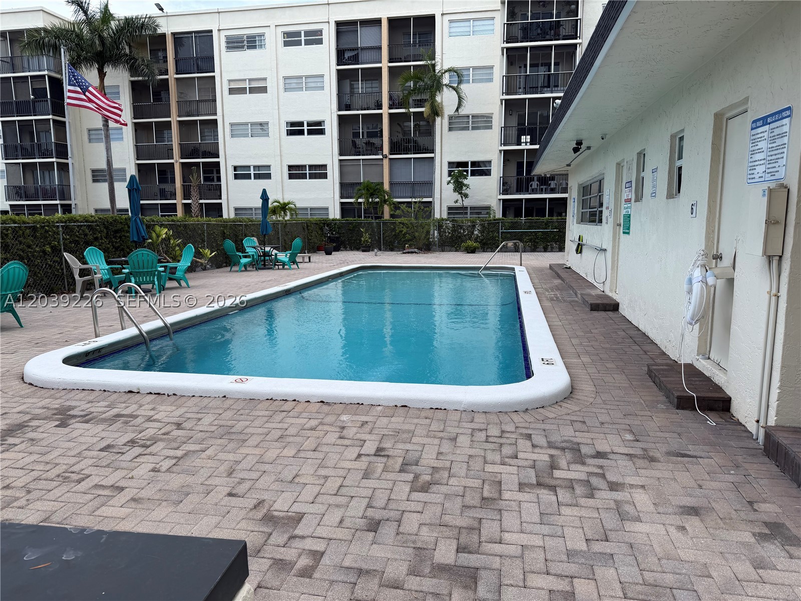 main property photo 12