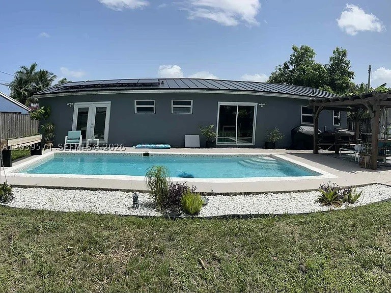main property photo 17