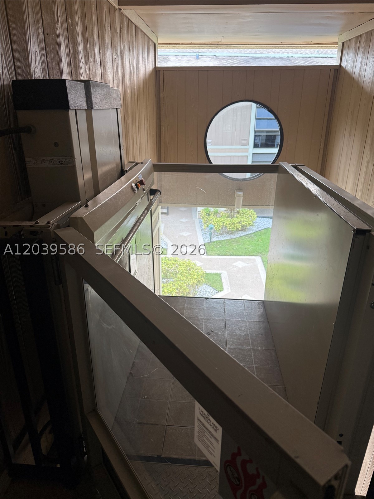 main property photo 23