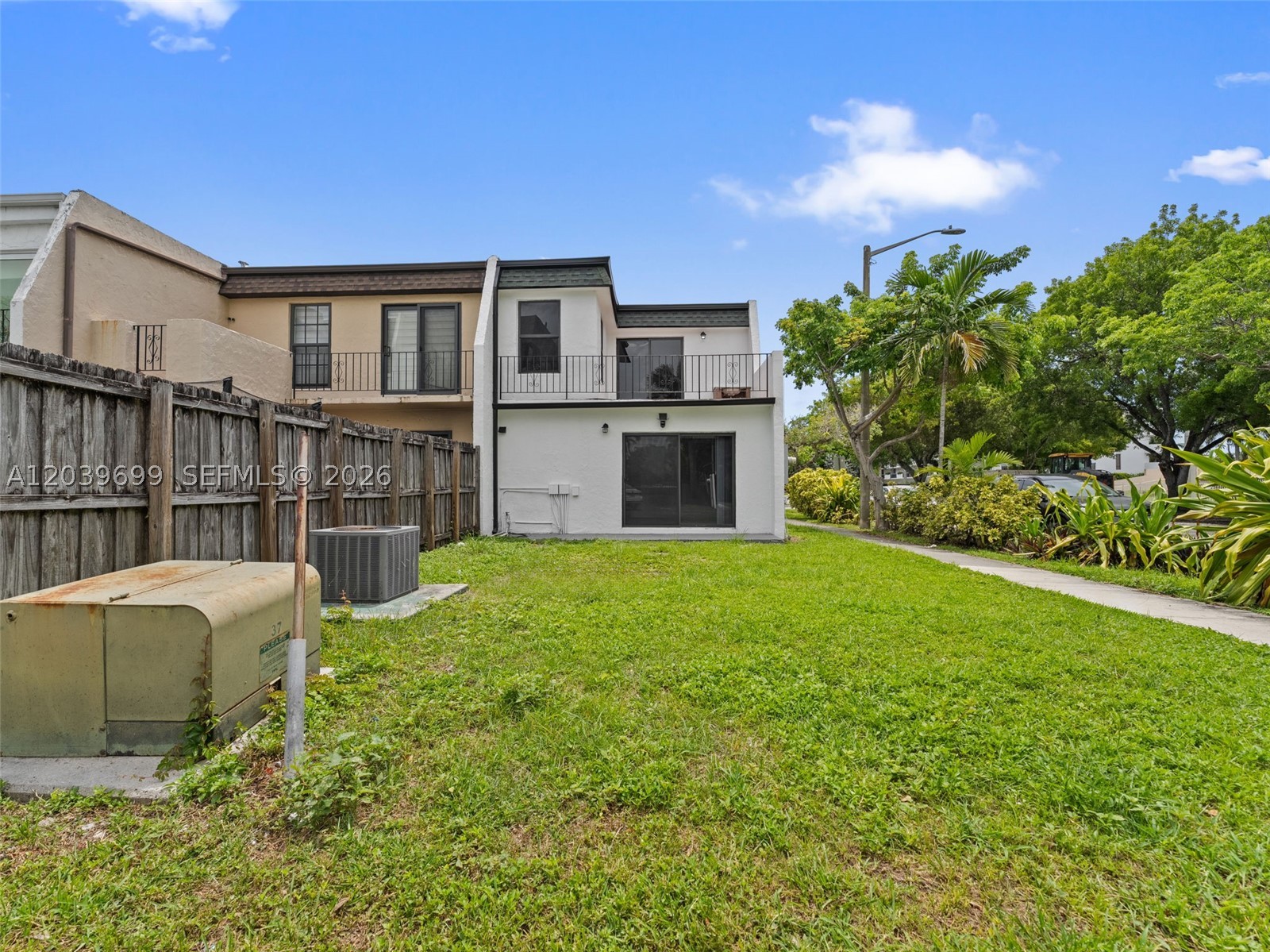 main property photo 32