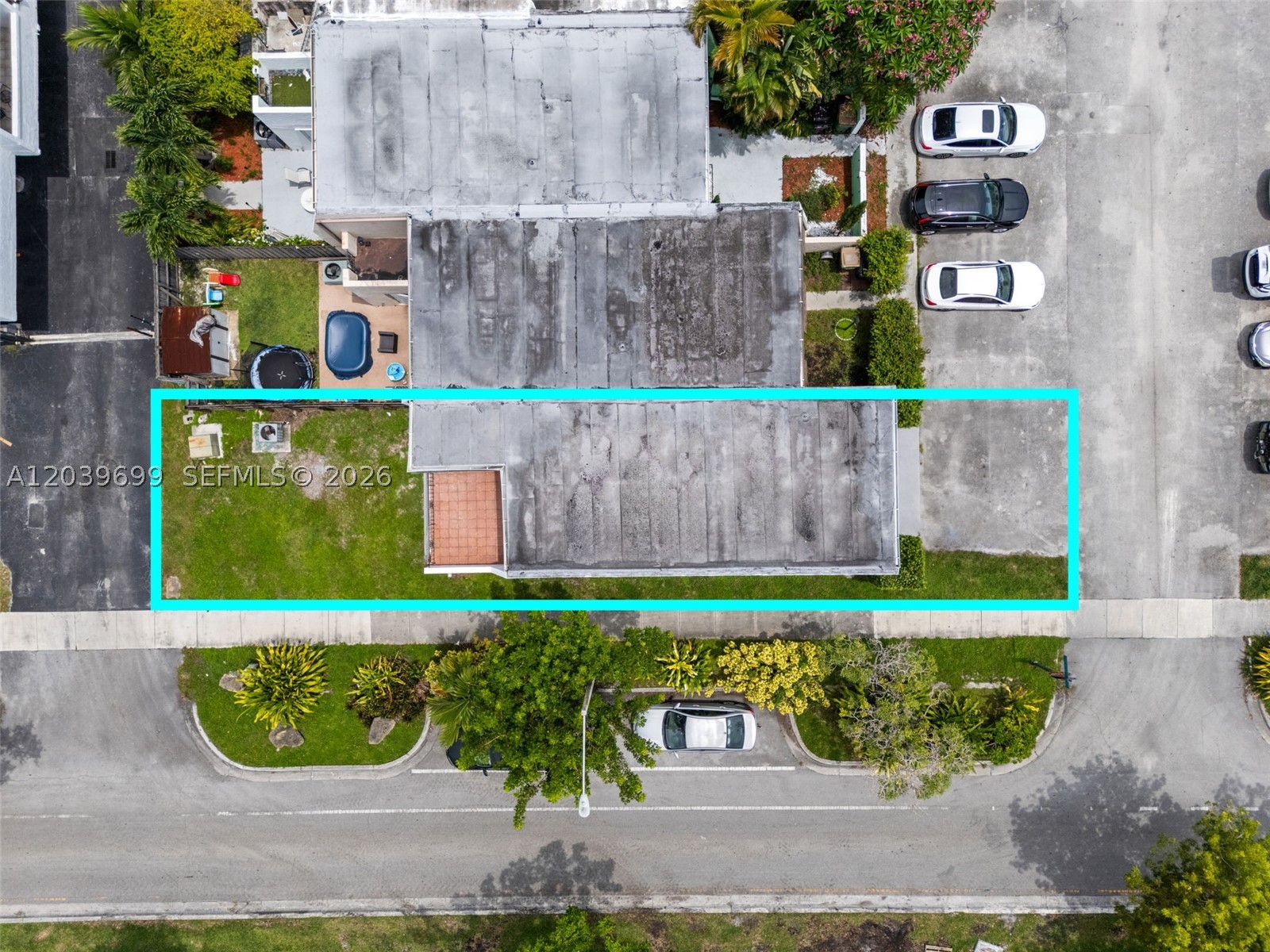 main property photo 45