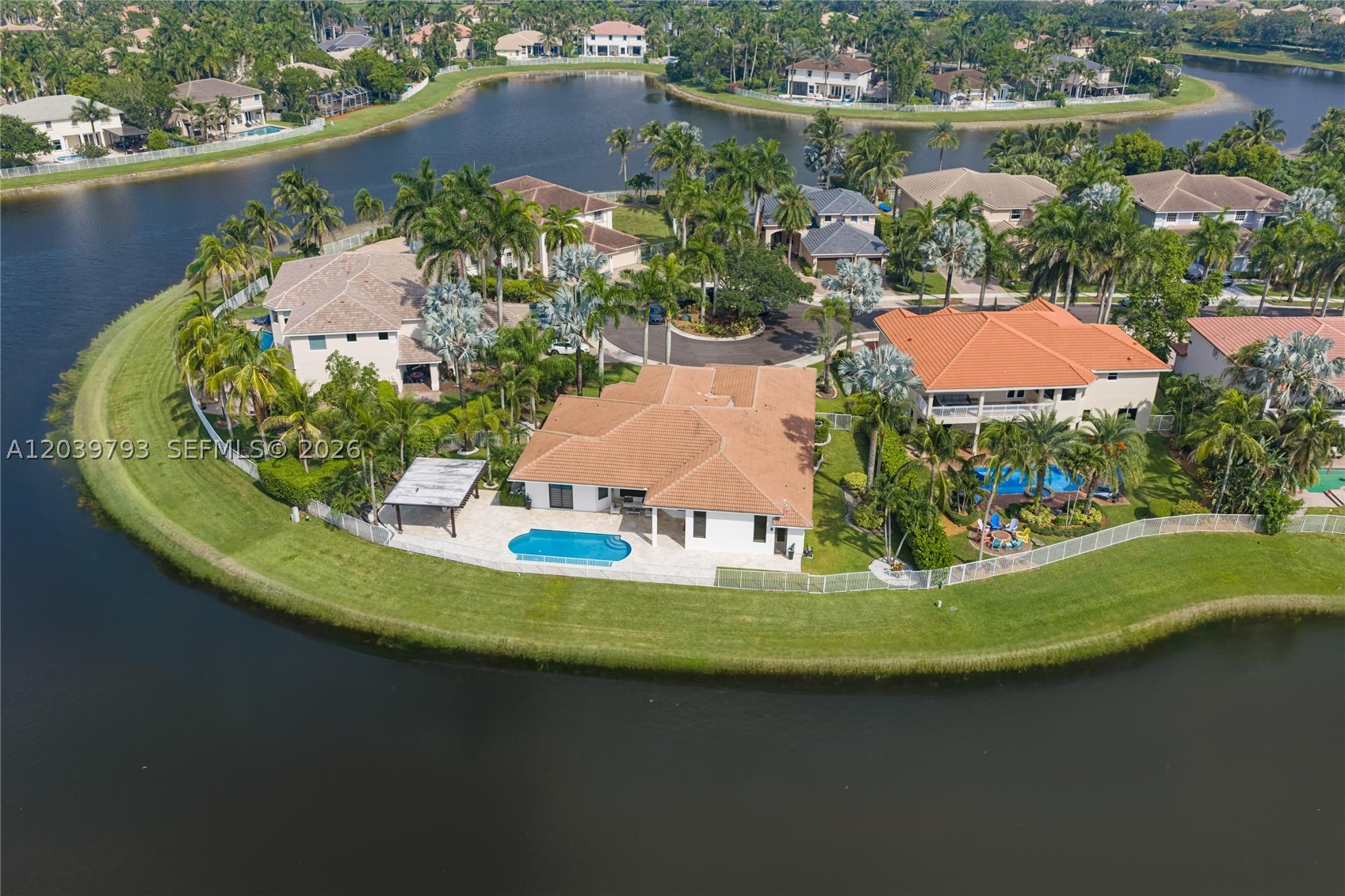 main property photo 49