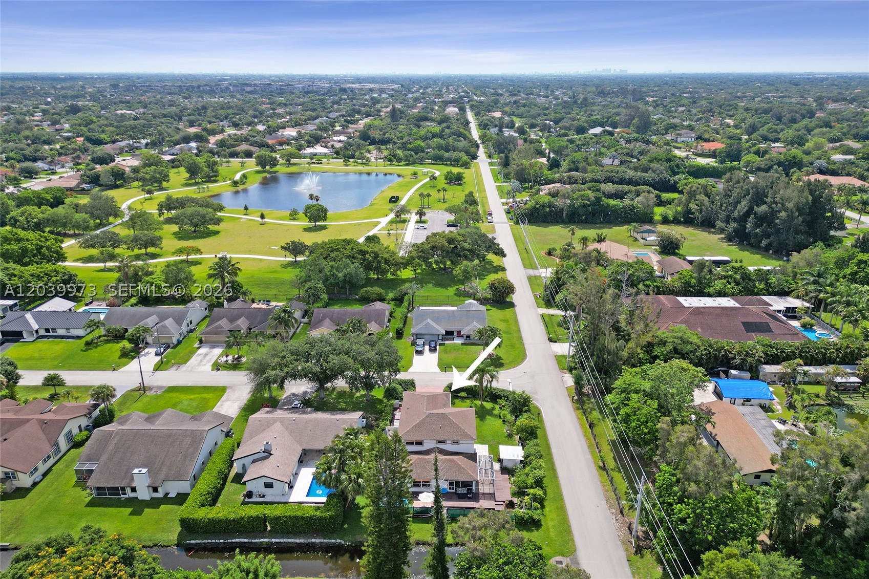 main property photo 23