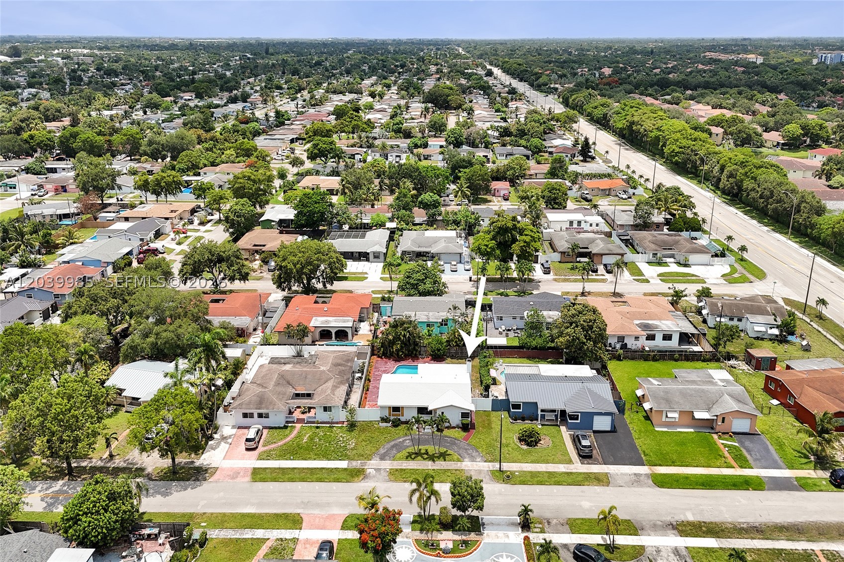 main property photo 16