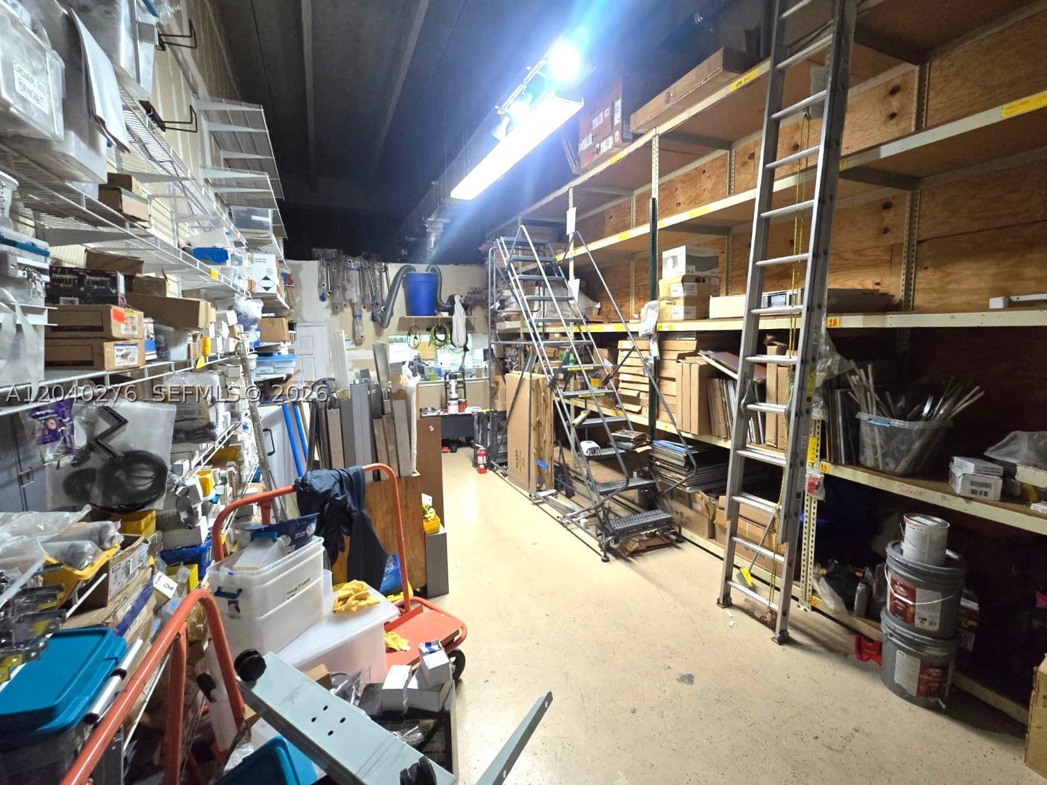 main property photo 7