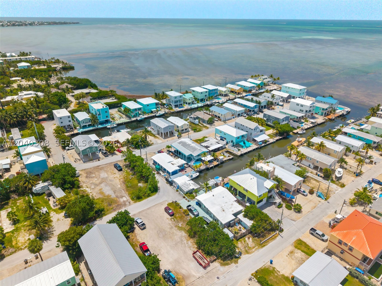 main property photo 16
