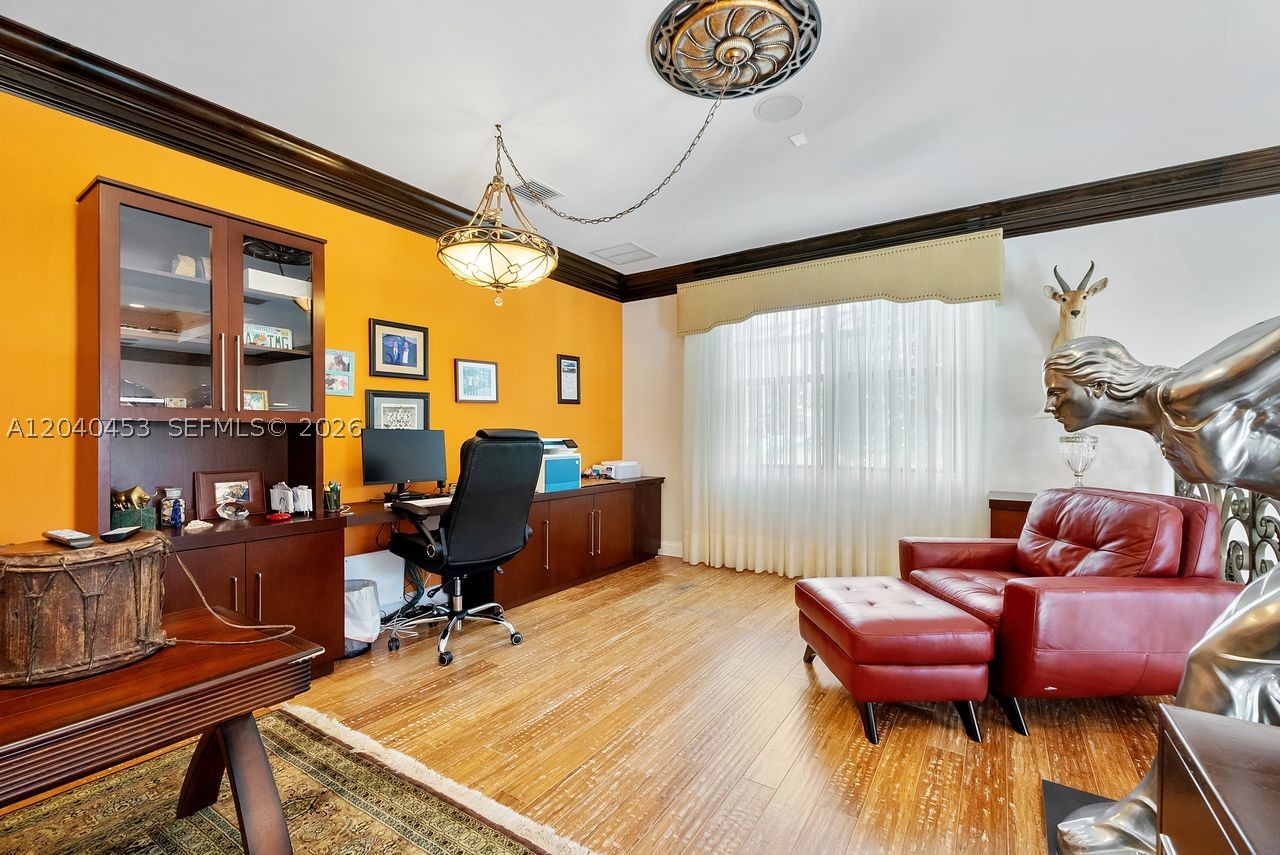 main property photo 37
