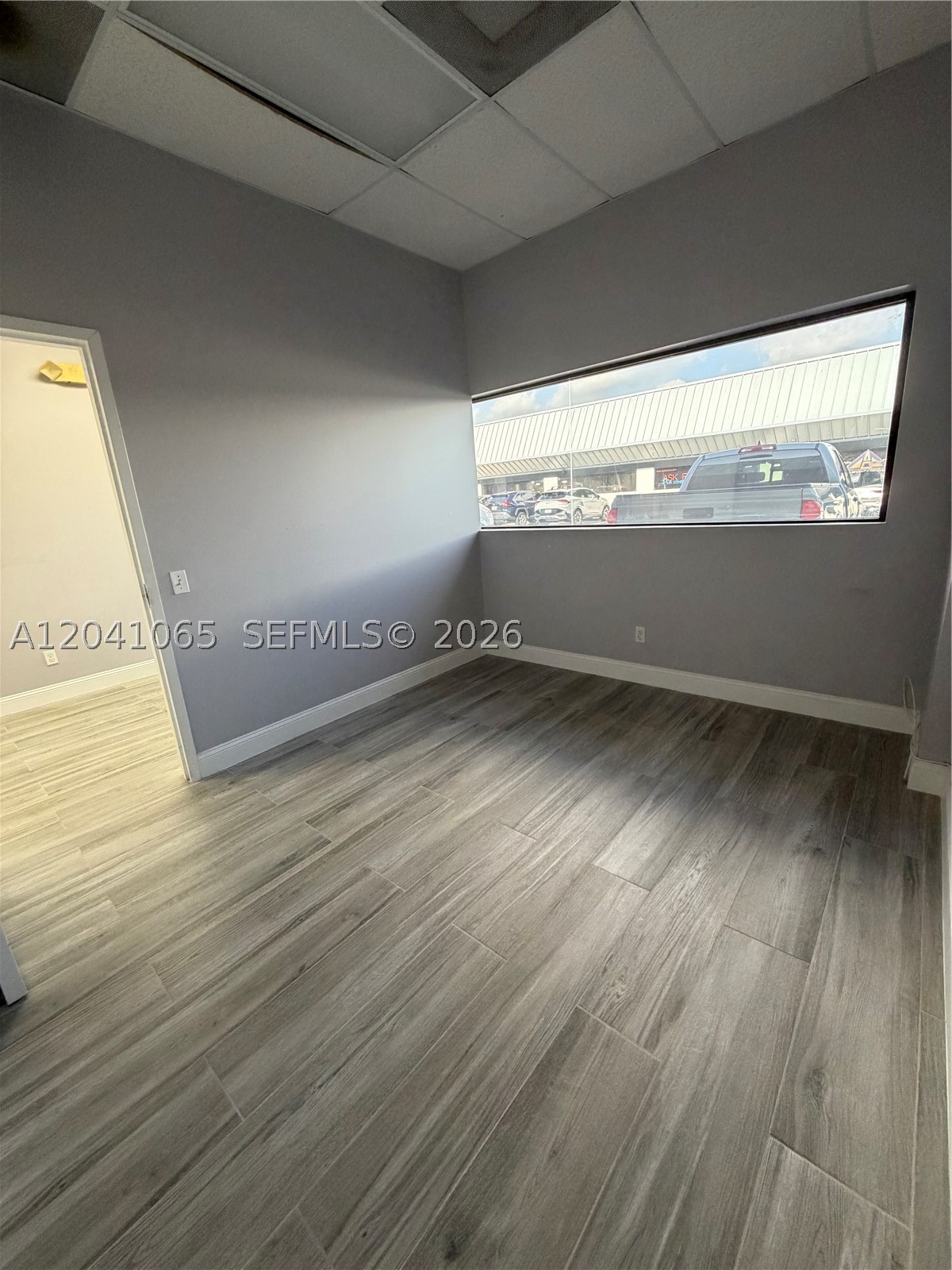 main property photo 4