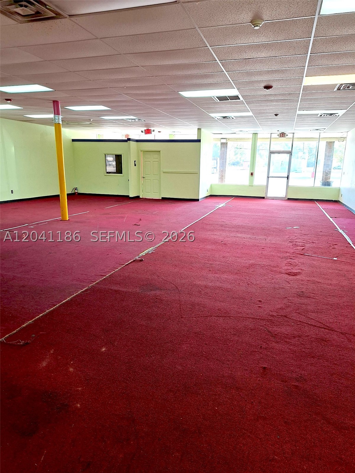 main property photo 9