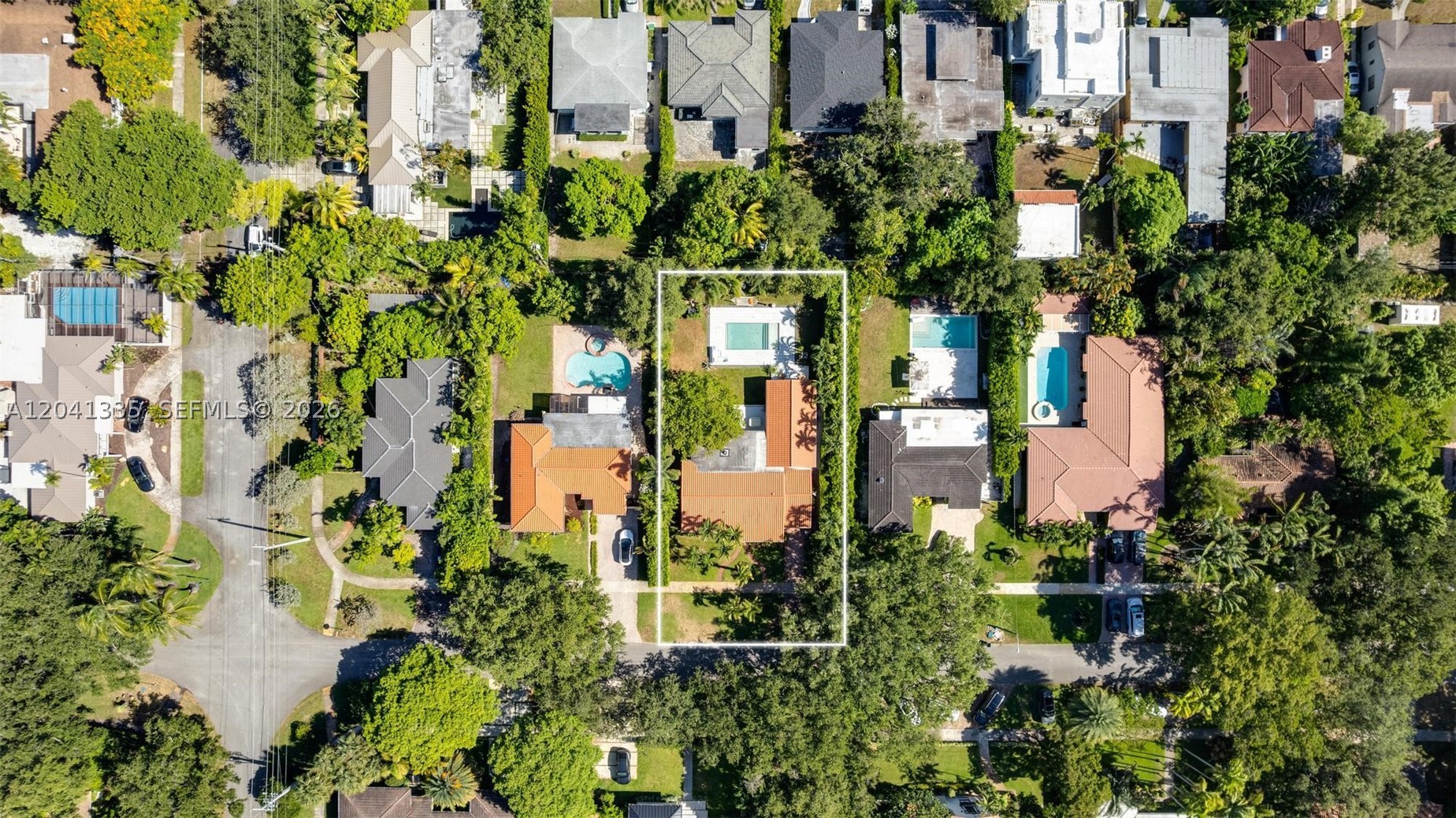 main property photo 40